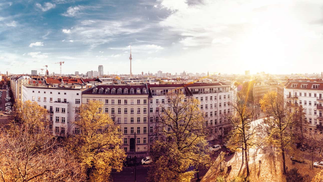 Berlin, Food Tour By Bike, Highlights, Berlin-Food-Tour-By-Bike-Food-Tour-Climb-Zionskirche.