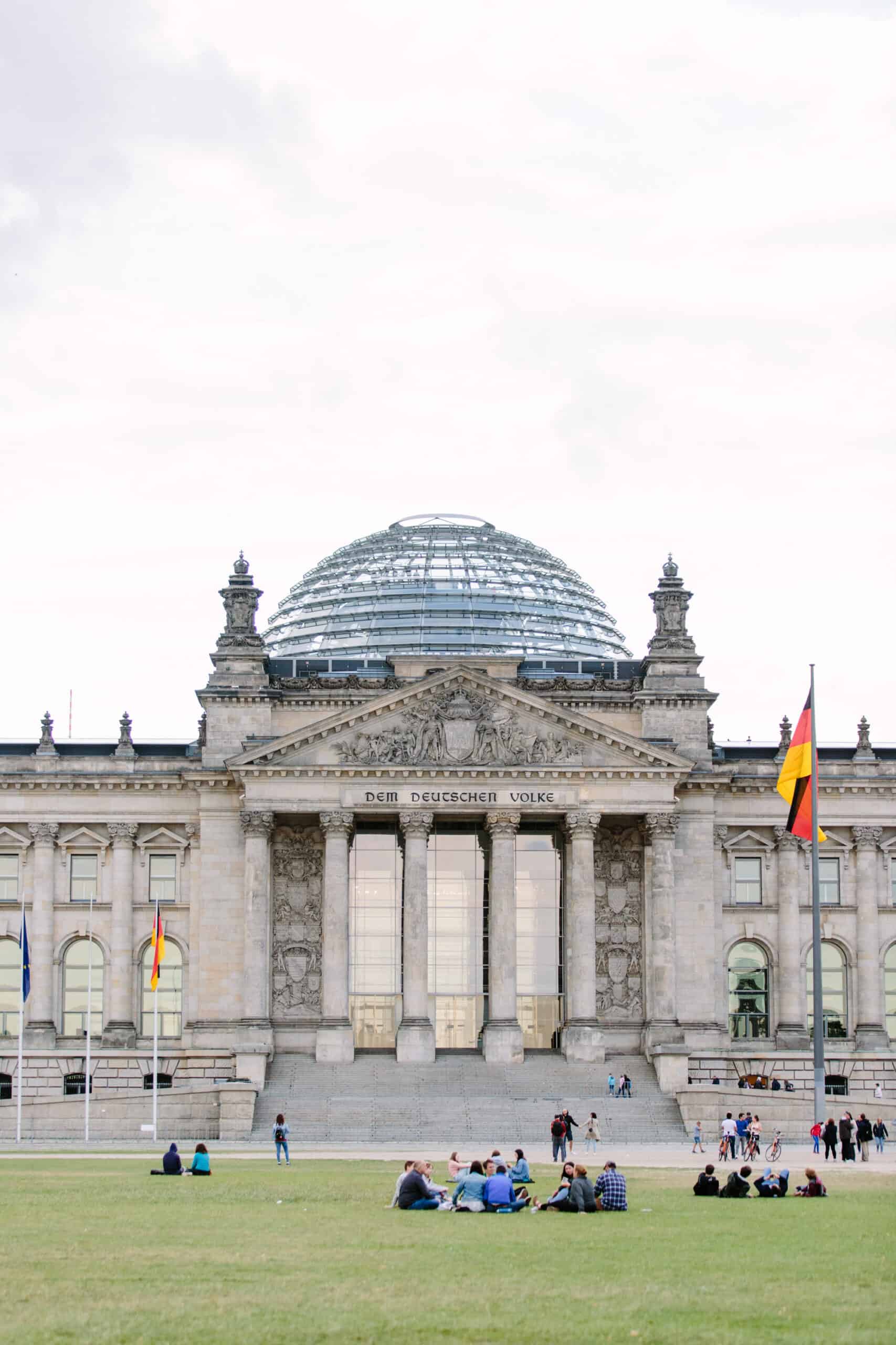 Berlin, Highlights Bike Tour, Hero Slider, Berlin-Highlights-Bike-Tour-Hero-Medium-Reichstag1.