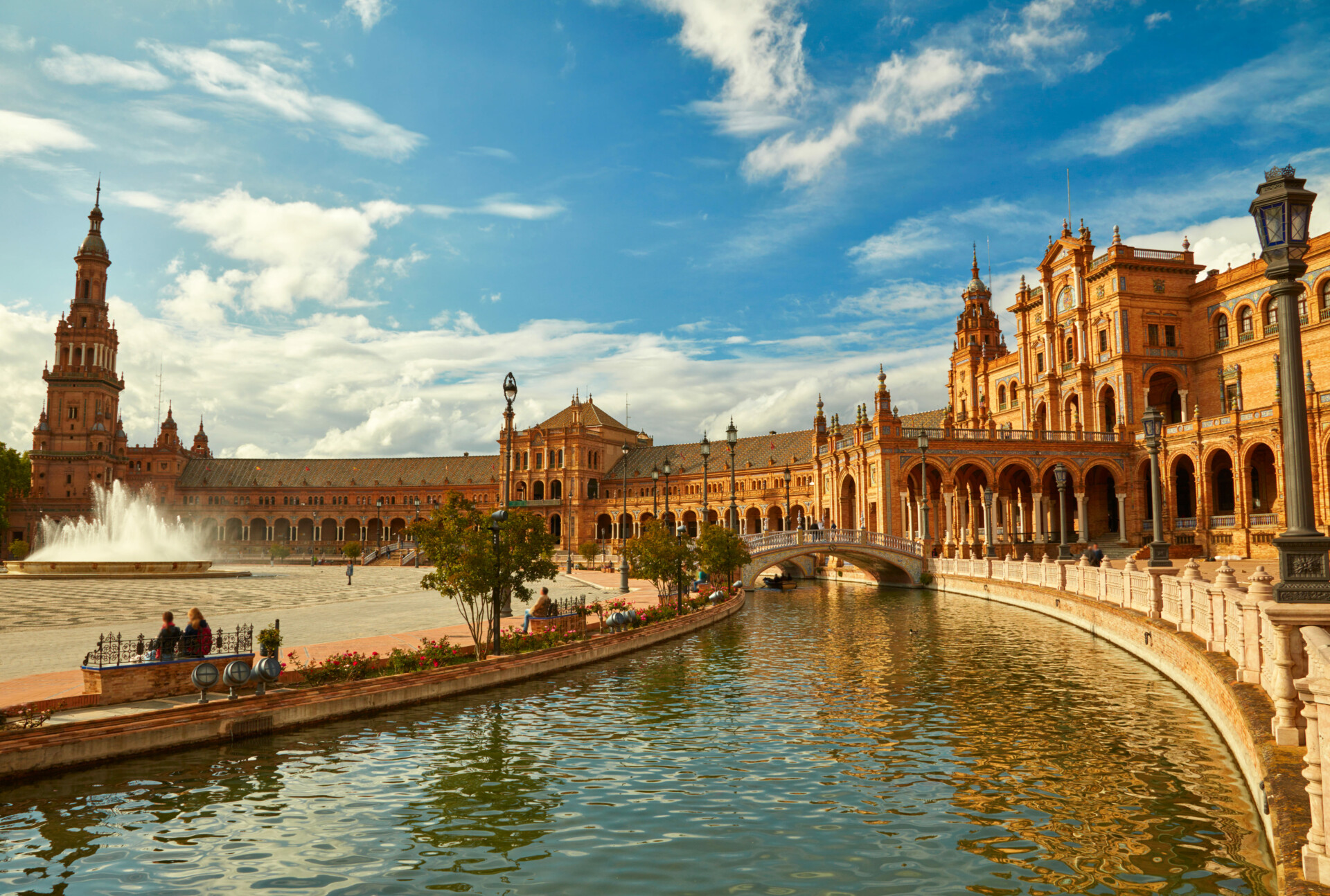 plaza de espana in sevilla